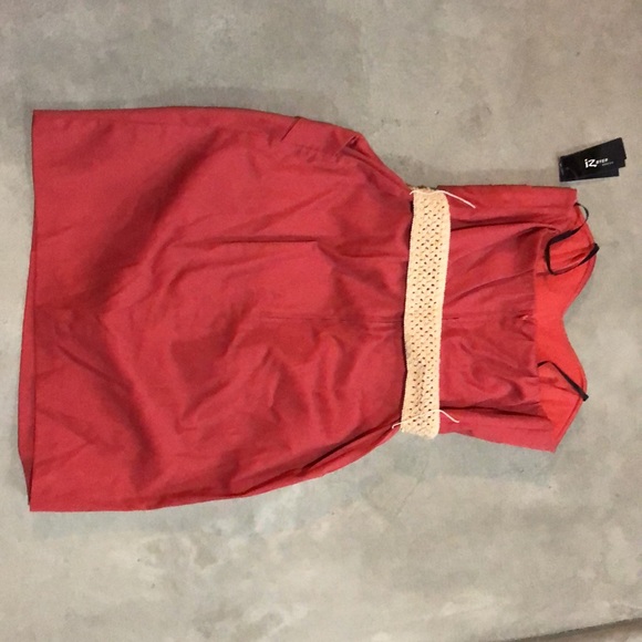 Strapless Summer Dress with Belt and Pockets - Picture 2 of 6
